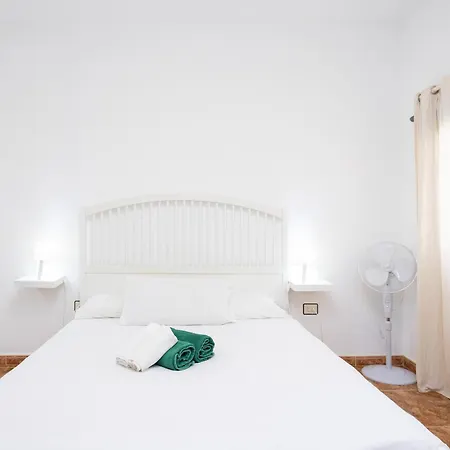 Live Lapa Cerca De La Playa Arico